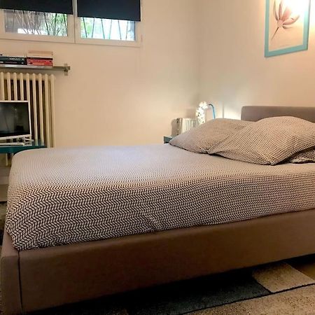 Appartement Cosy, Independant Avec Jardin Meudon Exterior foto
